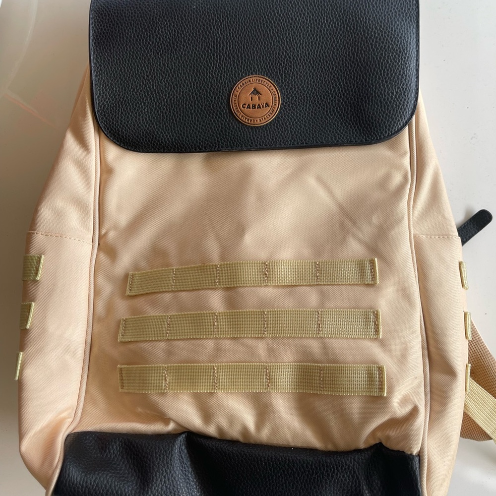 CABAÏA Two-Tone Black and Tan Backpack